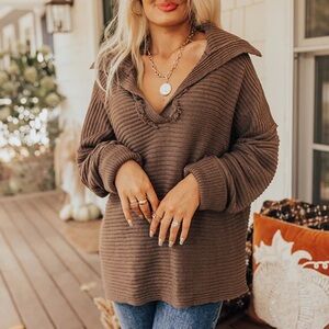 Sitting Fireside Sweater in Mocha
